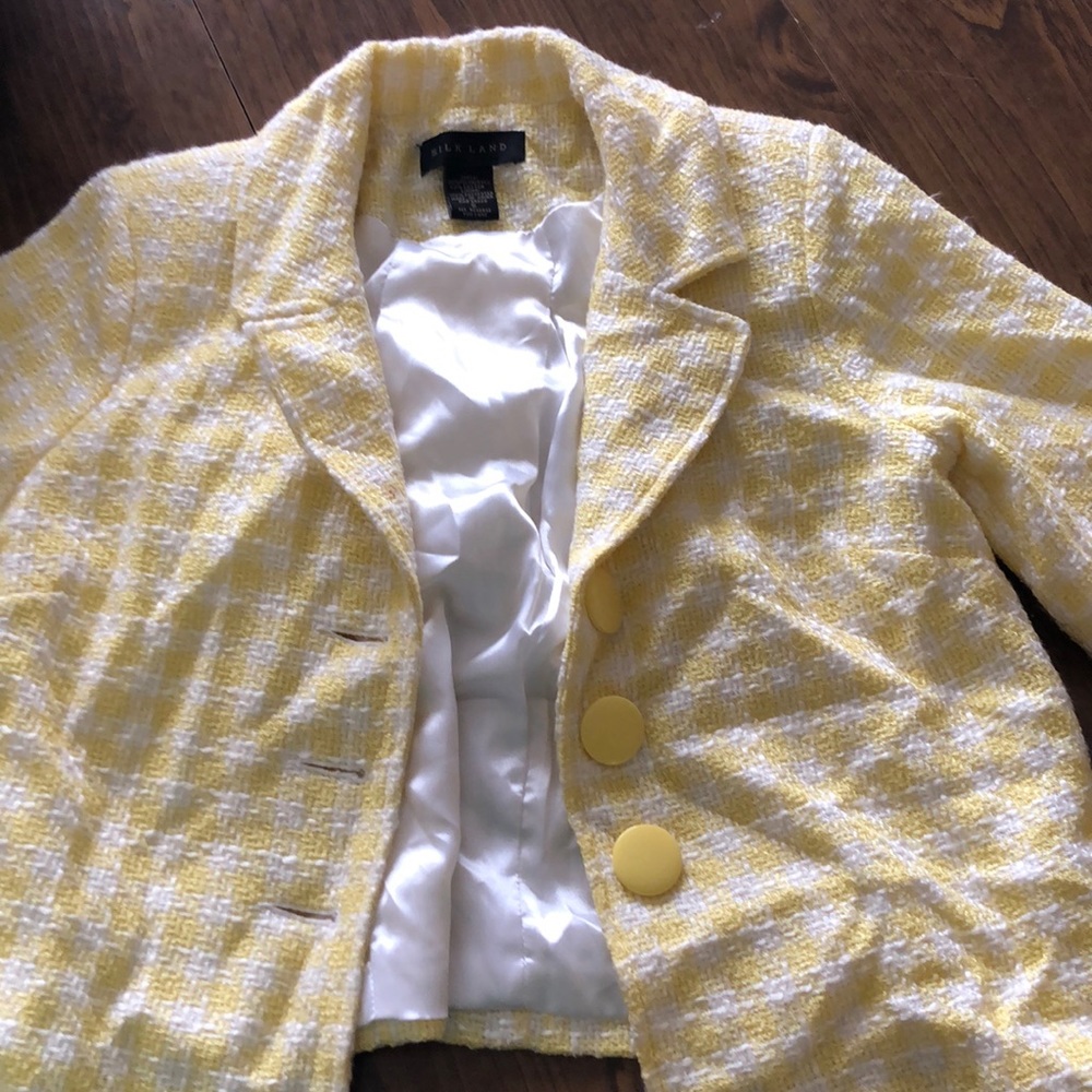 Yellow Jacket